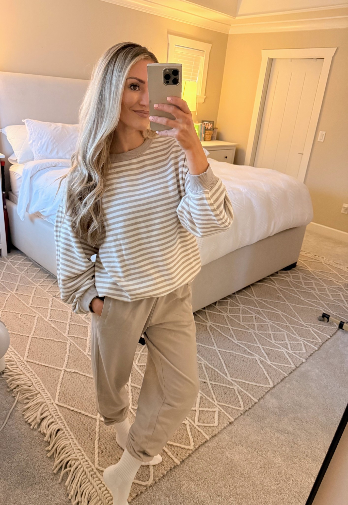 I want this set in every colour. 
Wearing size small for top and bottom. 
Extra oversized, you could easily size down 1-2 sizes. Super light weight material. 😍

#LTKcanada #LTKtravel #LTKfitness