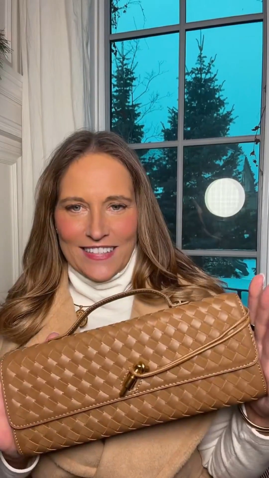 We cannot believe the quality of this Amazon bag! The size is perfect, it works with so many outfits, and is great for special occasions! Such a good option if you are looking for a new purse with an affordable price tag. 

#LTKMidsize #LTKSeasonal #LTKOver40