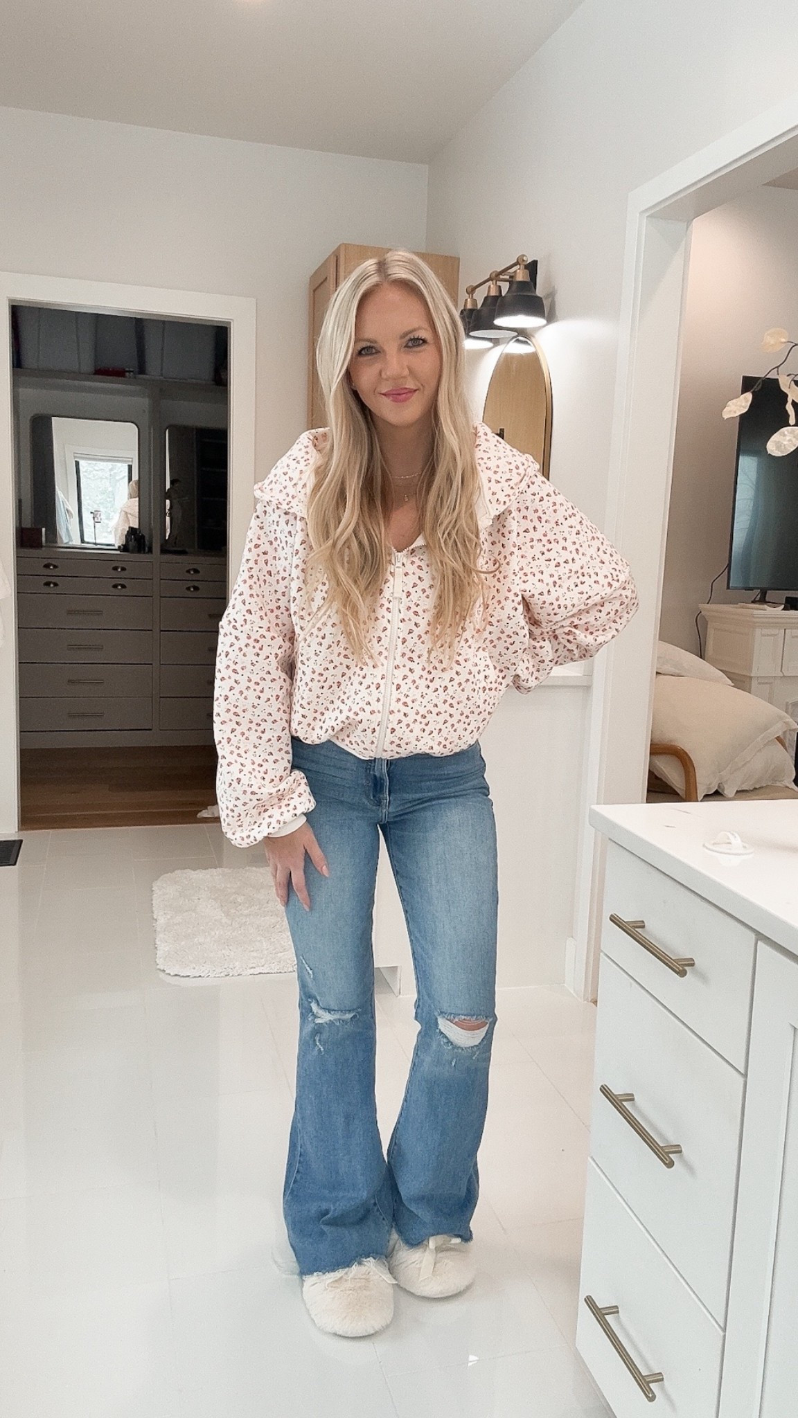 Goals for spring? Yes! Especially when they are this stunning and comfy! Definitely grab this cute jacket for spring. It’s so cute with leggings and jeans. 



#LTKootd #LTKActive #LTKmomlife