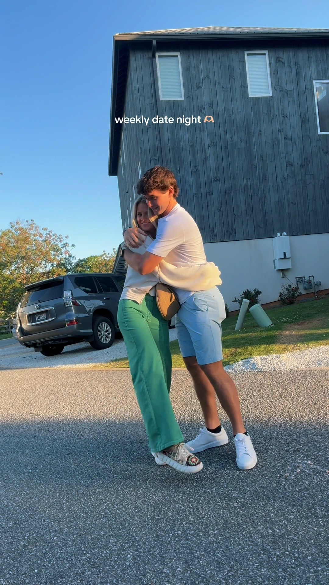 The perfect pants for a spring date night 💐💕

#LTKFindsUnder100 #LTKOver40 #LTKSeasonal