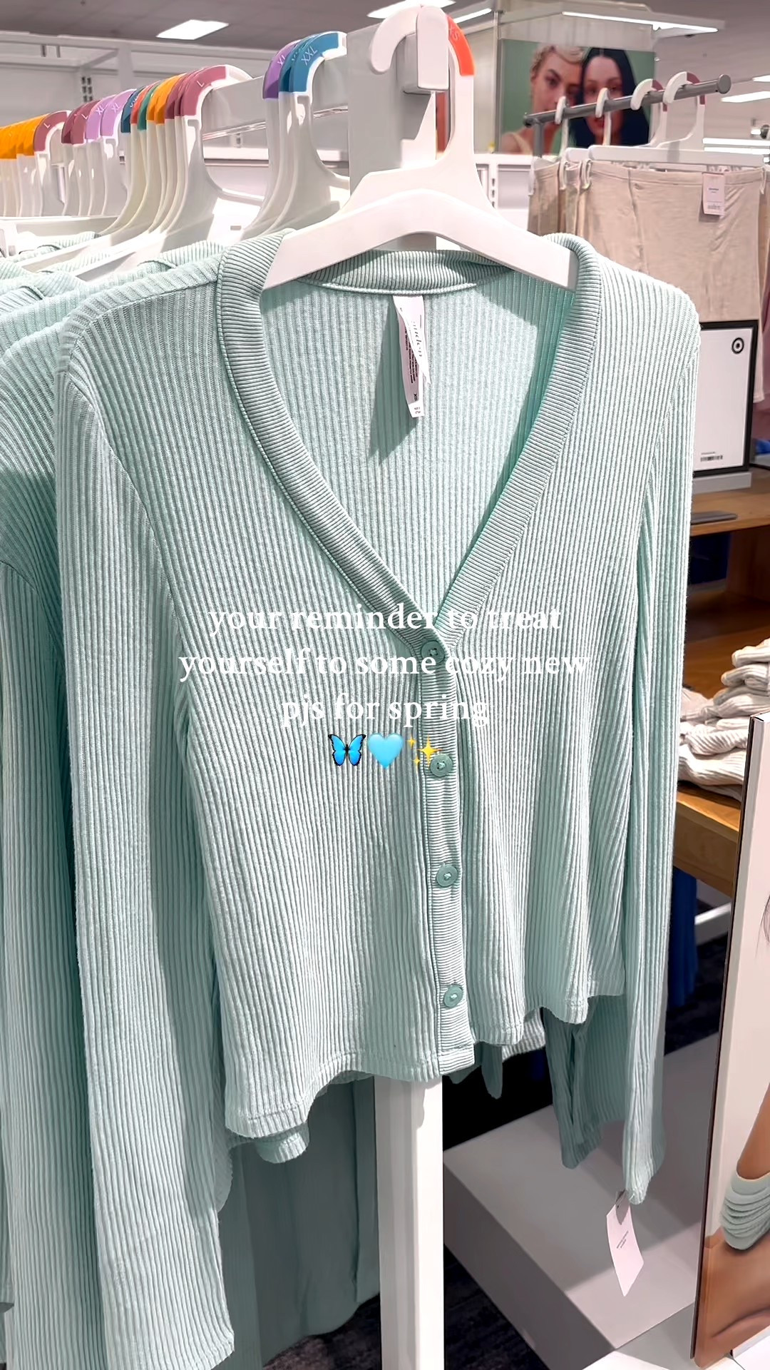 Consider this your sign to treat yourself to new Target pajamas for spring 🦋
Lightweight, soft, and way too cute to pass up! I’m dyingg over these blues. Give me allll the coastal vibes please 😫
Auden makes my favorite pjs & lounge sets!! #sleepwear #pjs #pajamas #target #lounge

#LTKselfcare #LTKSeasonal