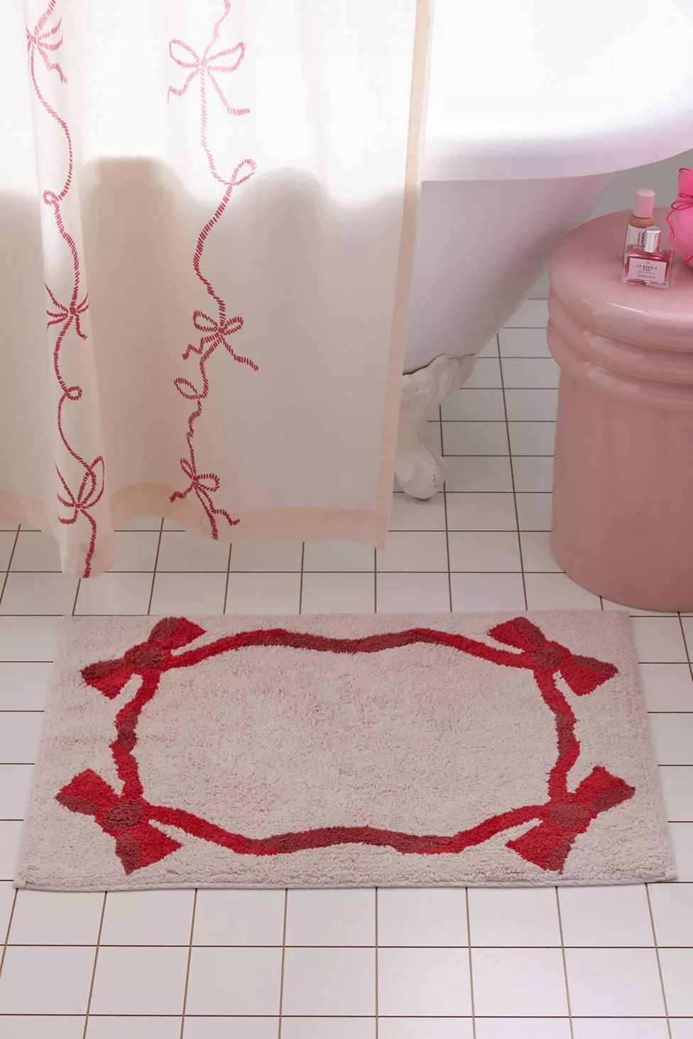 Lacey Bows Bath Mat | Urban Outfitters (US and RoW)