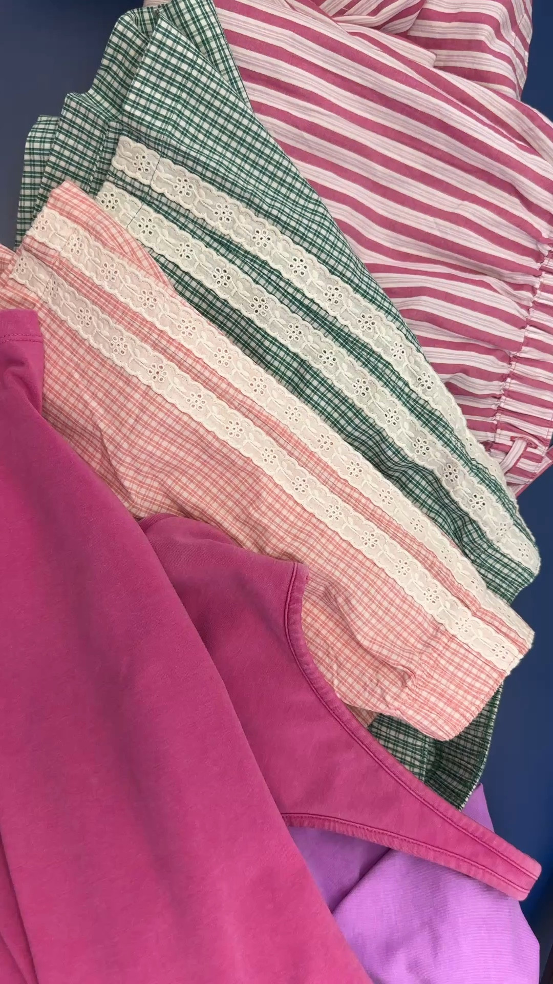 Old navy colorful spring! 🌺🐬💛🌞

#LTKgrwm #LTKootd #LTKActive