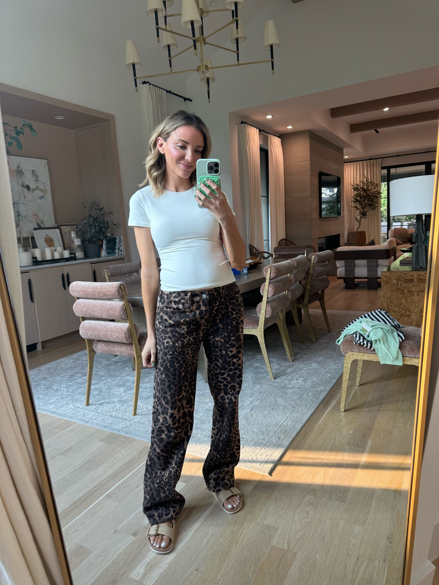 Use code AFDANI for additional 15% off Abercrombie this weekend! 

Jeans: 
Size 26
Color leopard 

#Abercrombie 