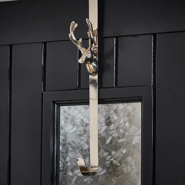Country Stag Wreath Hanger | Dunelm