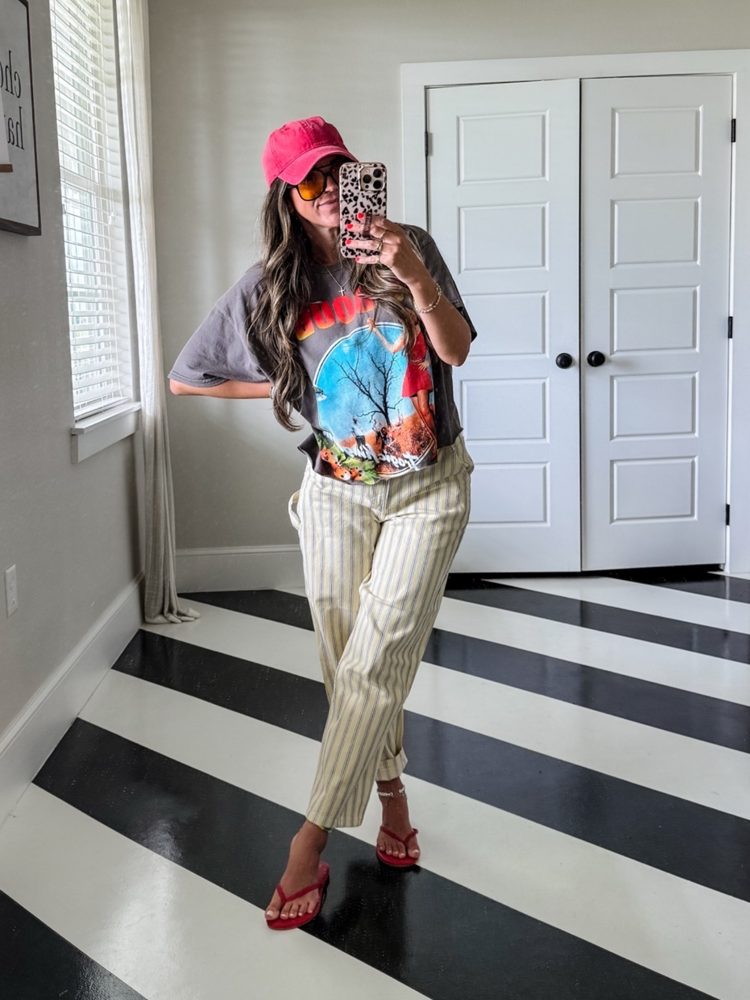 Yellow stripe cargo pants tts 
no doubt graphic tee sized up 2 & cut off bottom

#LTKootd #LTKmomlife #LTKgrwm