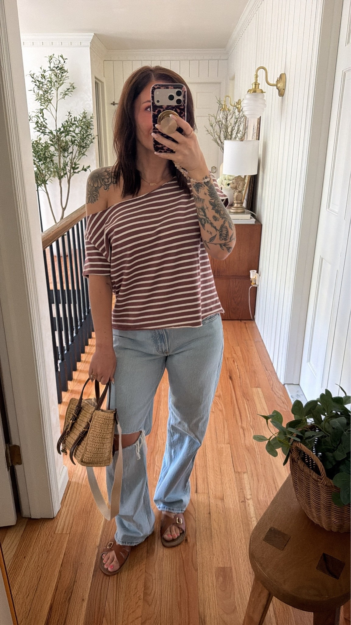 OOTD petite fashion
Top is XS
Jeans are 26 short

#LTKootd #LTKmomlife #LTKPetite