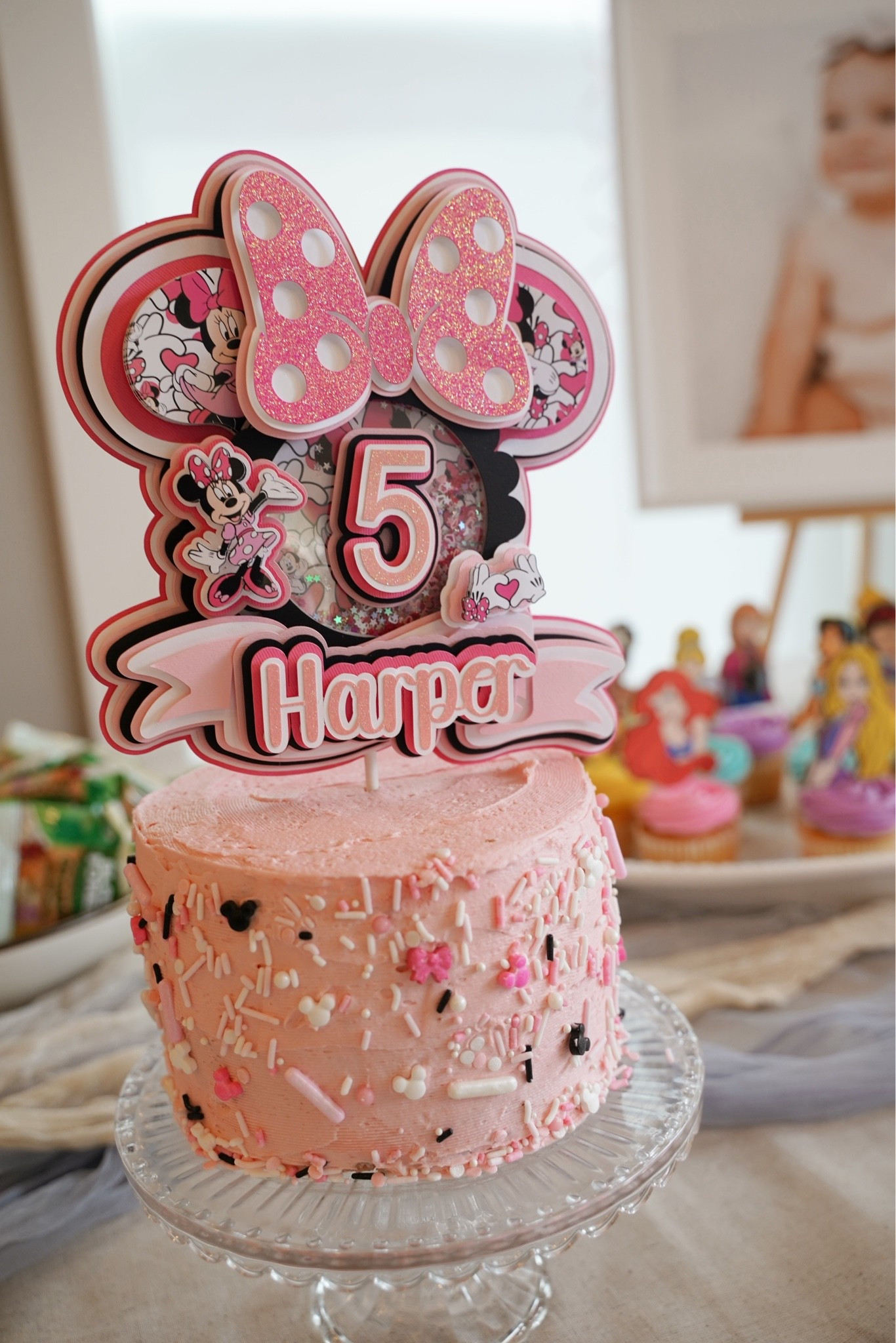 Harper’s Minnie Mouse Birthday cake turned out so so cute! The cake topper and sprinkles from Etsy were perfection! 🎀

#minniemouse #minniesbowtique #bow #disney #birthdayparty #cake #birthdaycake #party #birthday #girls #littlegirls #toddlergirls

#LTKKids #LTKmomlife #LTKdayinmylife