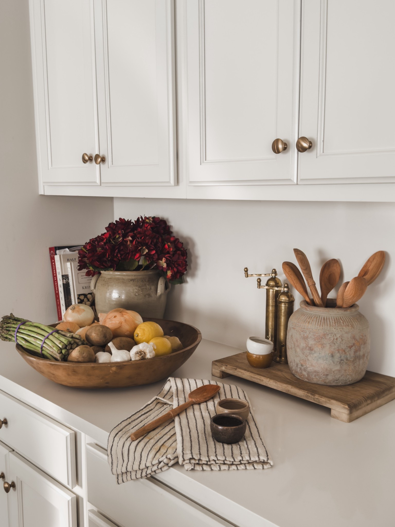  Sharing some of my favorite finds from Cottage and Key! Loving the one of a kind vintage finds that add so much character and warmth into my home. 

Sharing my exact finds and many of my others favorites 🫶🏼#LTKStyleTip

#LTKSeasonal #LTKHome