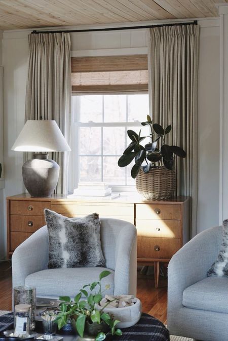 It’s hard to believe that at one point this window didn’t even exist, and now it’s dressed in the most stunning curtains by @twopagescurtains #twopageshome #sponsored

Curtains featured:
JAWARA, in Greyish Beige, PinchPleat header with privacy liner.

