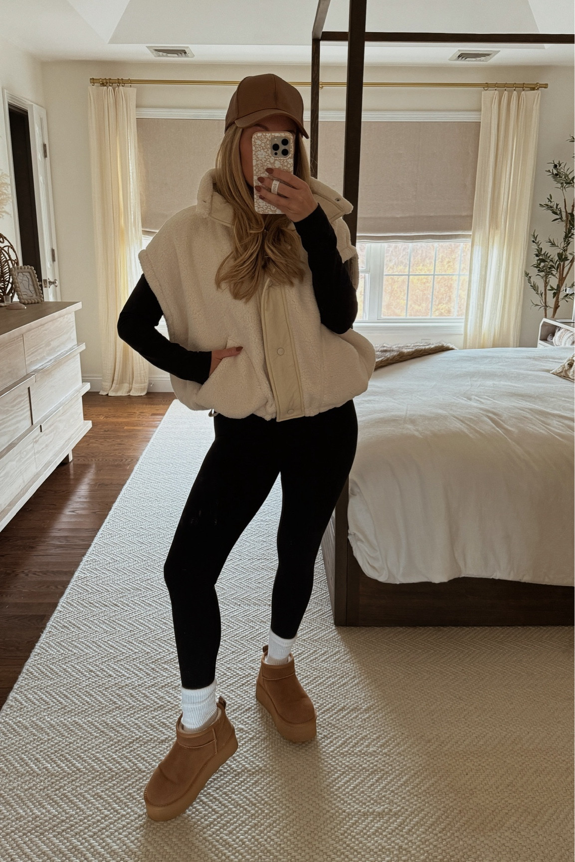 🚨 Free People 24 Hour SALE 🚨 
20% off - Spend $250-499
25% off - Spend $500+

Fall style, gift for her, Christmas gift, November outfit, athleisure outfit, casual style


#LTKStyleTip #LTKSaleAlert #LTKShoeCrush