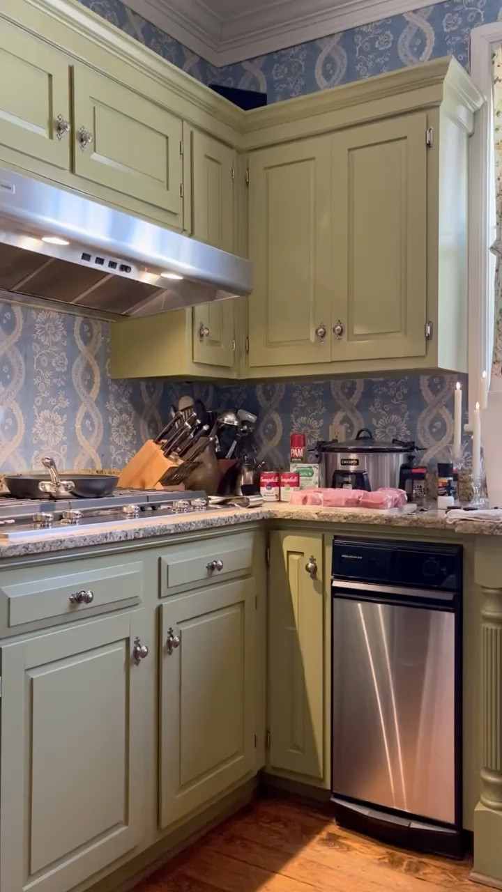 Favorite Cooking Essentials 👩🏼‍🍳🍽️#LTKstyletip #LTKhome

#LTKVideo