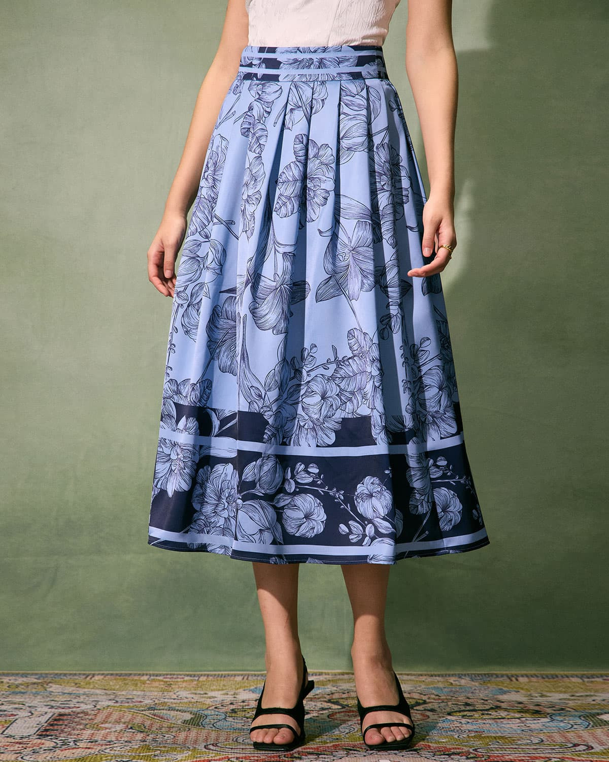The Blue High-Waisted Pleated Floral Midi Skirt & Reviews - Blue - Bottoms | RIHOAS | rihoas.com