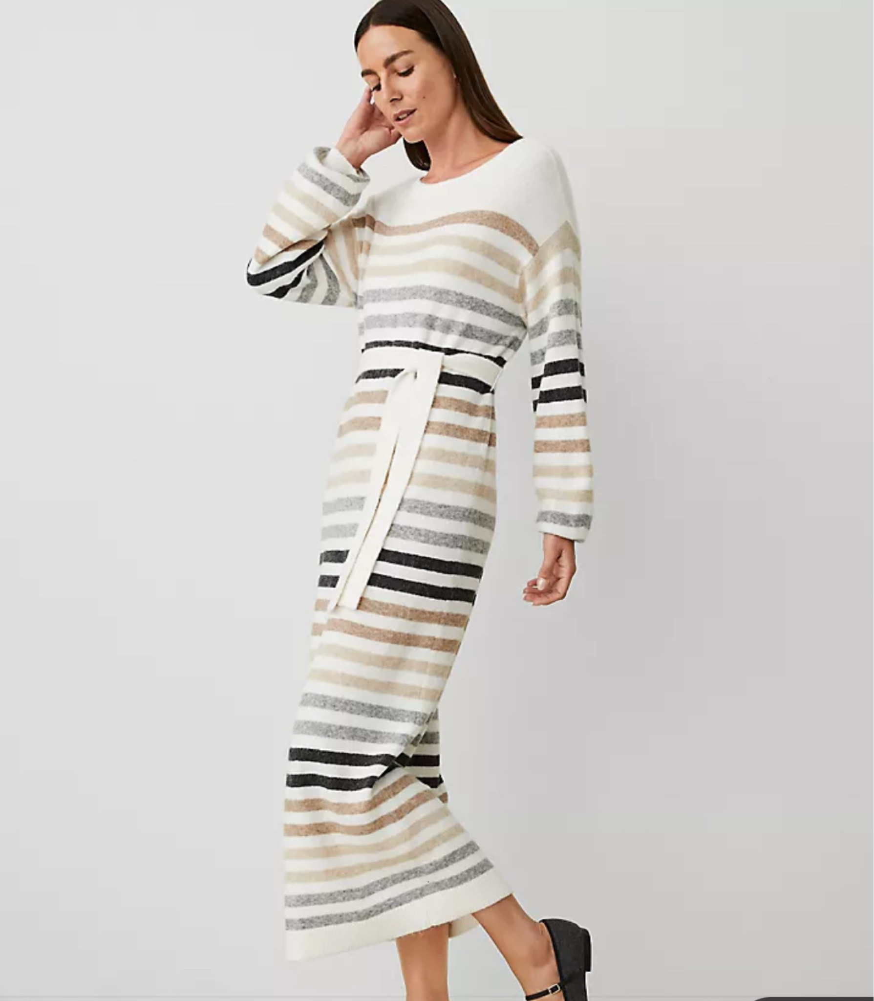 Cue all of the great after Christmas sales like this gorgeous sweater dress for winter  

#LTKWorkwear #LTKSaleAlert #LTKStyleTip