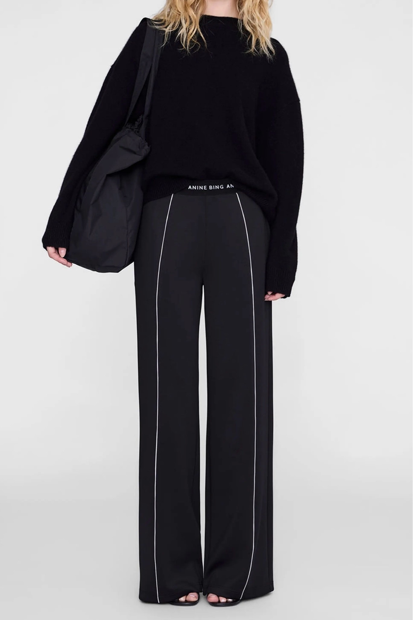 I am simply obsessed with these Anine Bing joggers!!! I wish I had more of a fashion gal’s budget b/c 😍😍