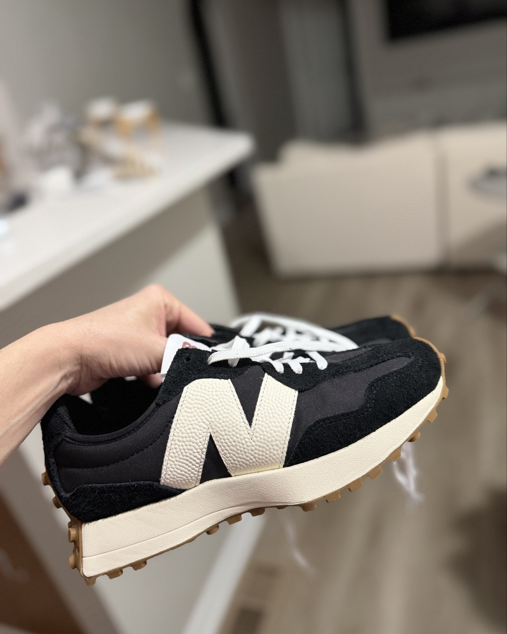 My dentist influenced me - saw her wearing these and instantly bought while I was getting my teeth cleaned. 



black new balance 327

#LTKmomlife #LTKActive #LTKootd