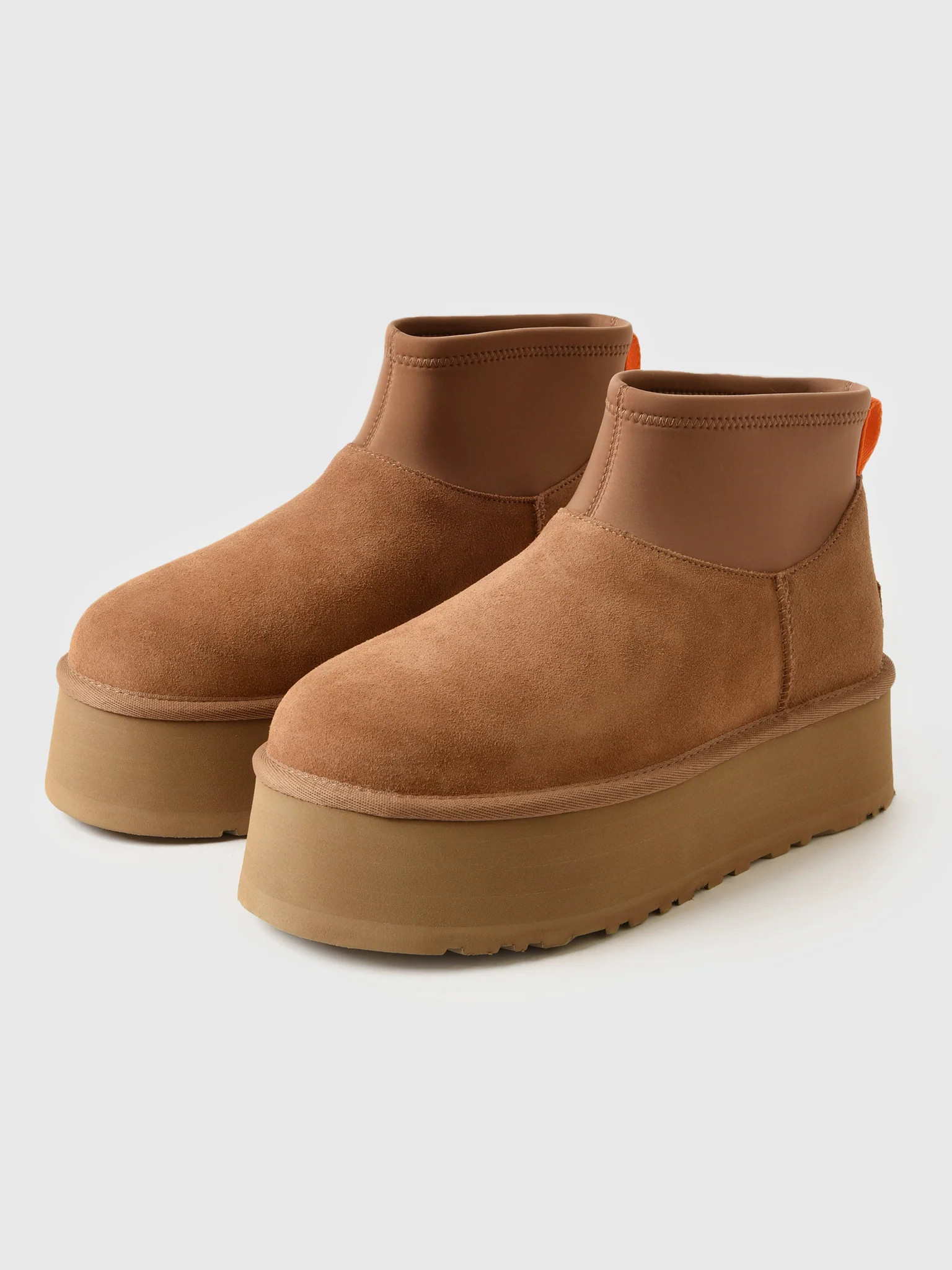 UGG
                      
                     Women's Classic Mini Dipper | Saint Bernard