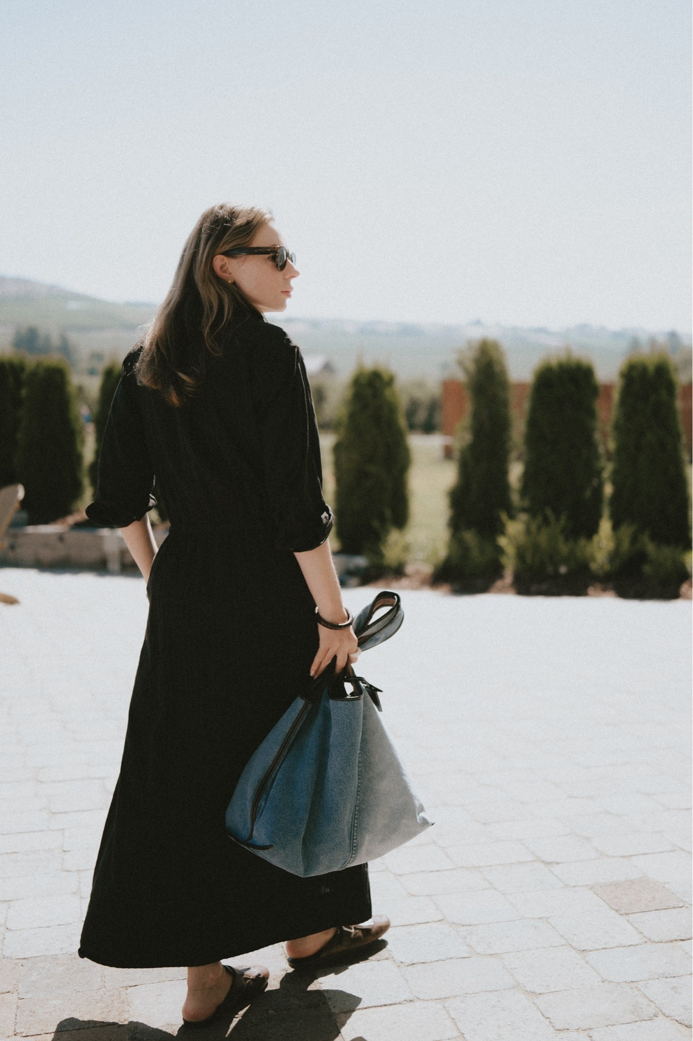 Long dress + denim tote + mules. 
Bag: 3.1 Phillip Lim
Mules: Prada Shuffle
Dress: Buck Mason

#LTKSeasonal #LTKTravel #LTKWorkwear