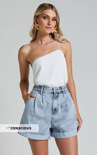 Amalie The Label - Jaylin Recycled Cotton High Waisted Denim Shorts in Light Blue Wash | Showpo (ANZ)