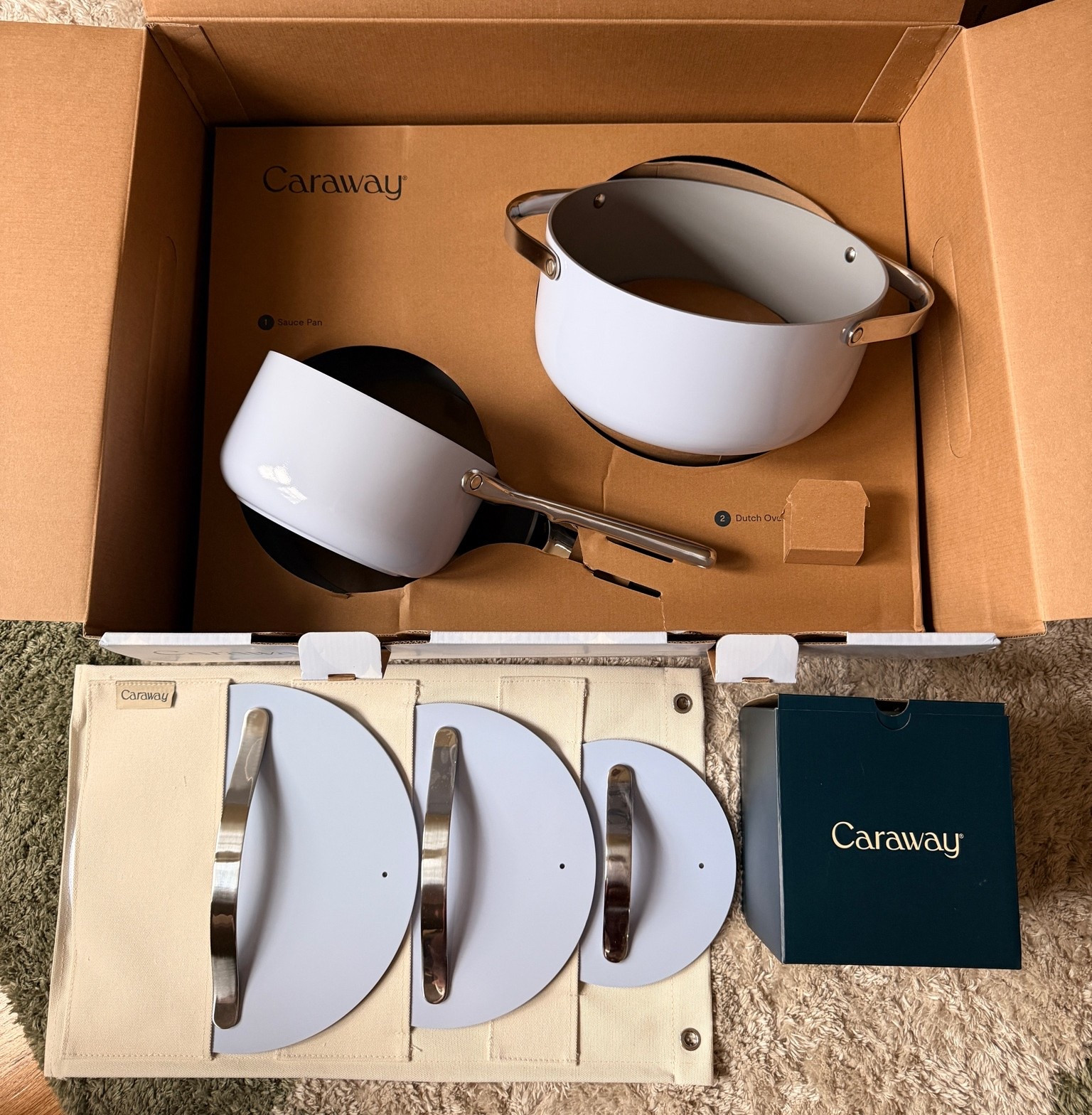 @Caraway has a be color! I love the organizers this set comes with too (gifted)