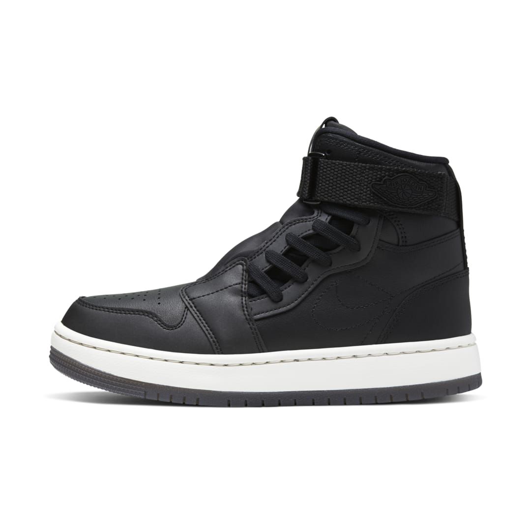 Air Jordan 1 Nova XX Women's Shoe Size 5 (Black/Sail) AV4052-002 | Nike (US)