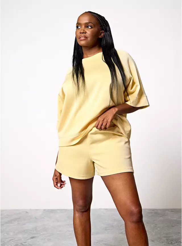 REAKTIV Lemon Soft Touch Scuba Tee M | Tu Clothing