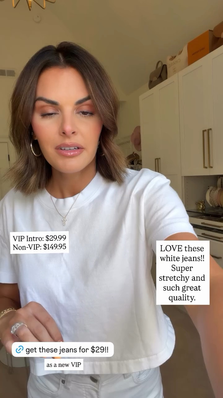 Always need a staple pair of white jeans in my collection 🤍

- New VIPs get 70-80% off your first order
- Get 70-80% off denim shorts + jackets when you sign up to be a VIP!

Linking the rest of my Fabletics haul below!  

 #LTKgrwm #LTKSeasonal #LTKSaleAlert