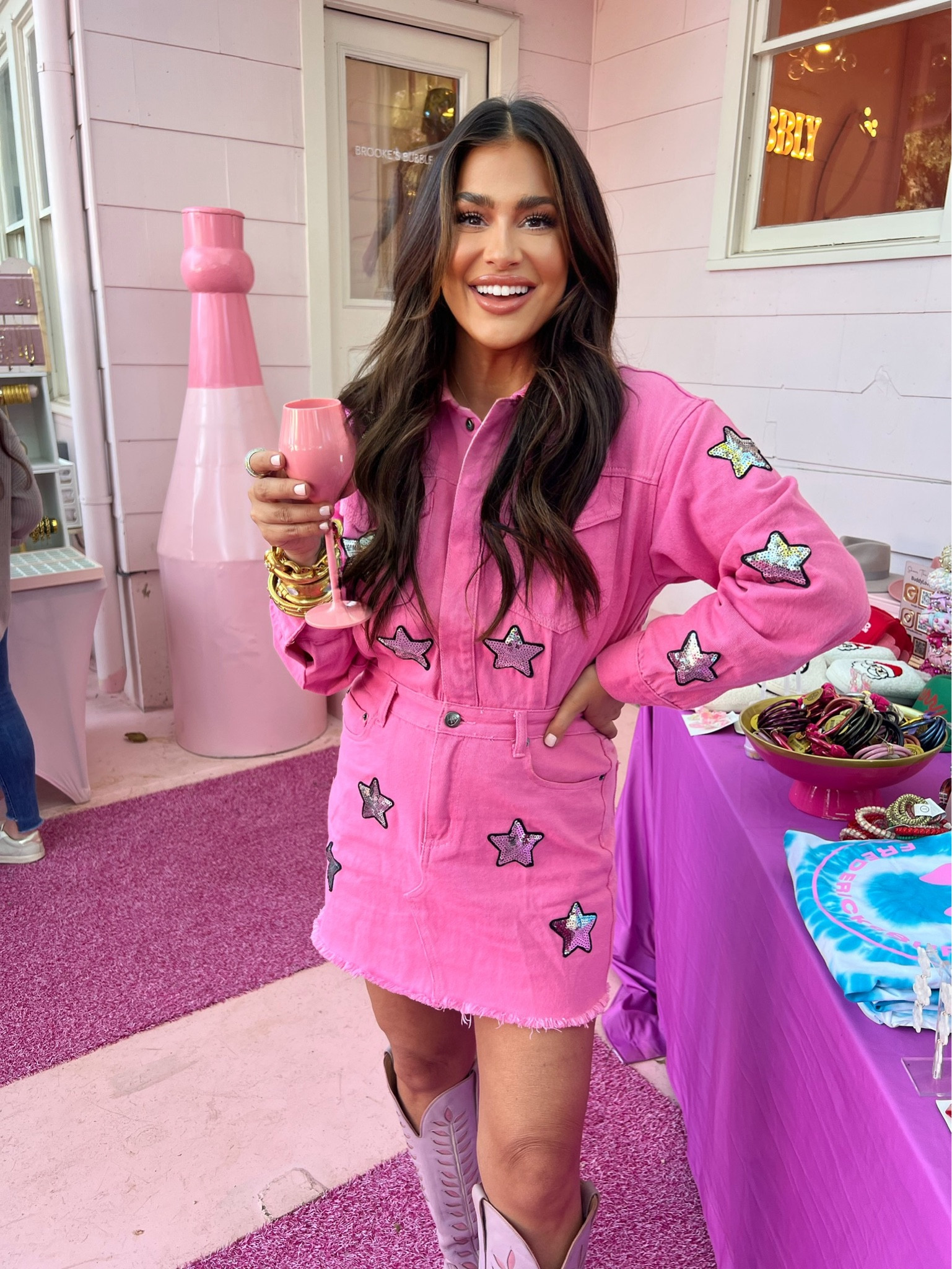 Dress is $30 today with code CYBER24 🩷🩷🩷🩷

#LTKSaleAlert #LTKCyberWeek #LTKHoliday