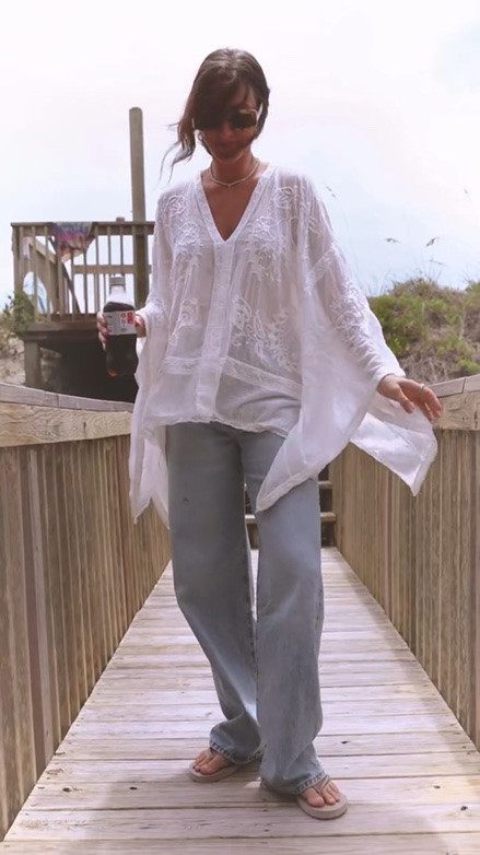 This top is so cute, and these jeans are amaaazing! Wearing small top and 27” jeans 
Early fall outfits | late summer outfits | jeans | wide leg jeans

#LTKSaleAlert #LTKSeasonal #LTKOver40