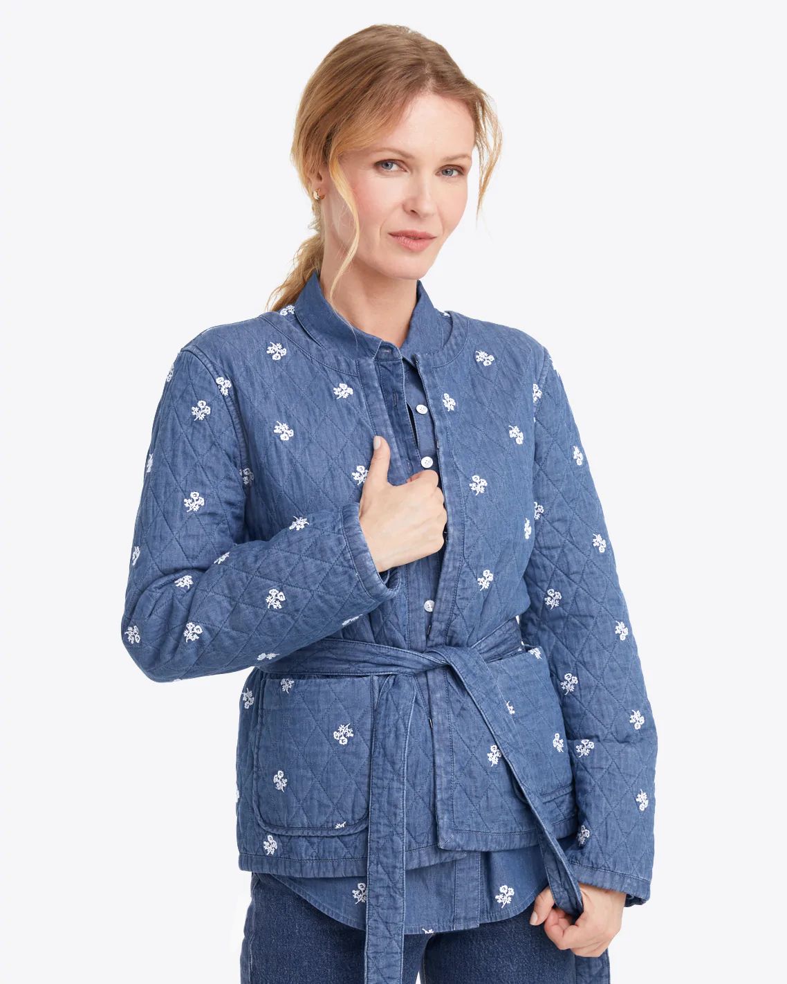 Reversible Belted Jacket in Embroidered Chambray | Draper James (US)
