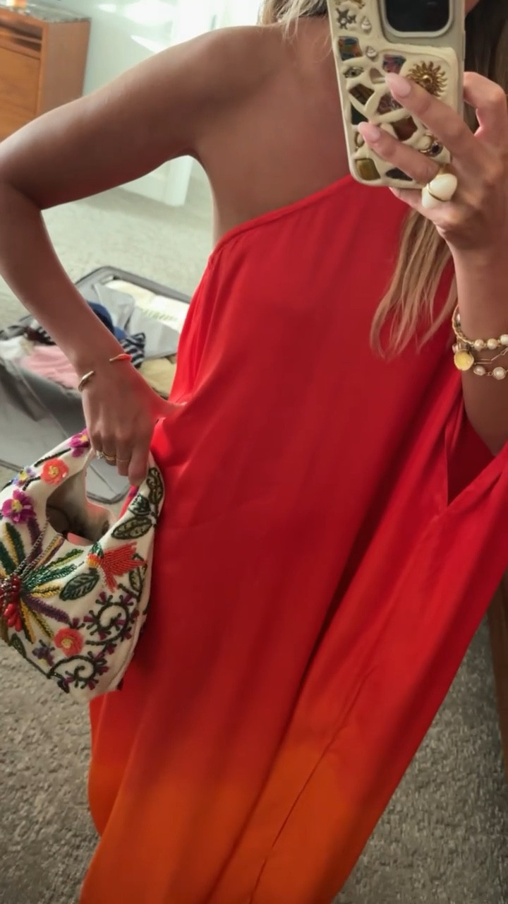 Outfit of the night! How gorgeous is the dress 🧡

#LTKSeasonal #LTKootd