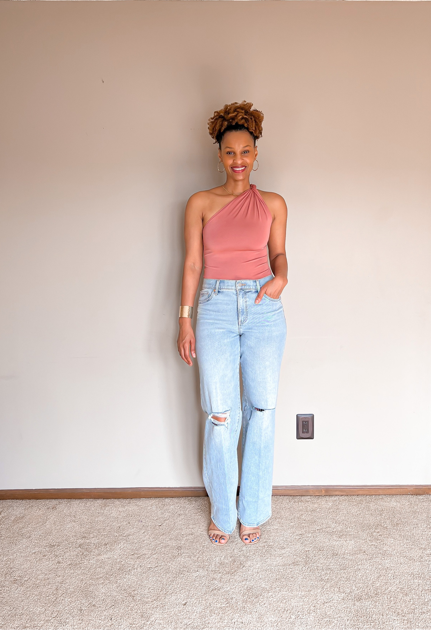 Found the best wide leg jeans and top for summer on clearance 

#LTKFind #LTKsalealert #LTKSeasonal