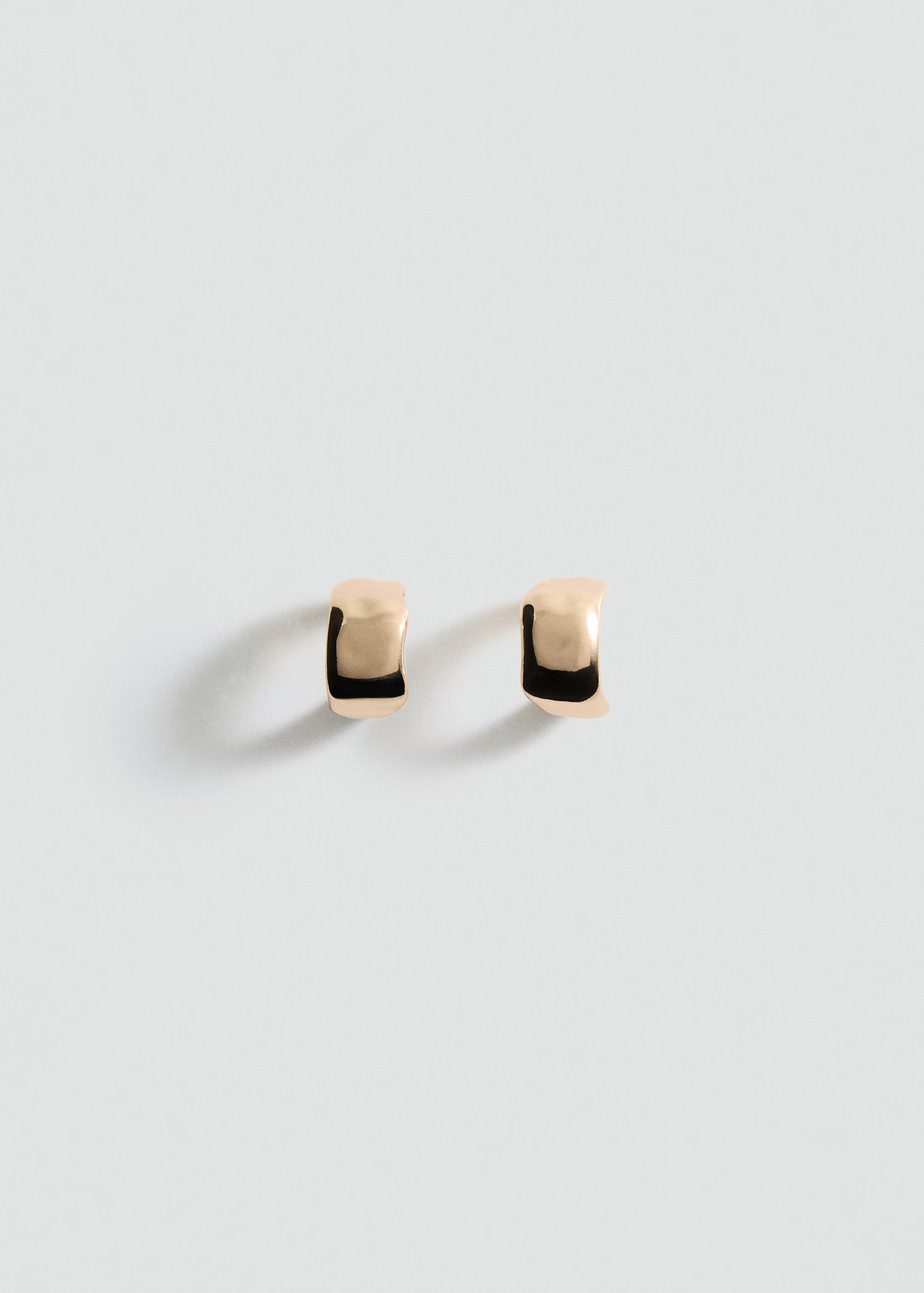 Twisted hoop earrings - Women | MANGO United Kingdom | MANGO (UK)