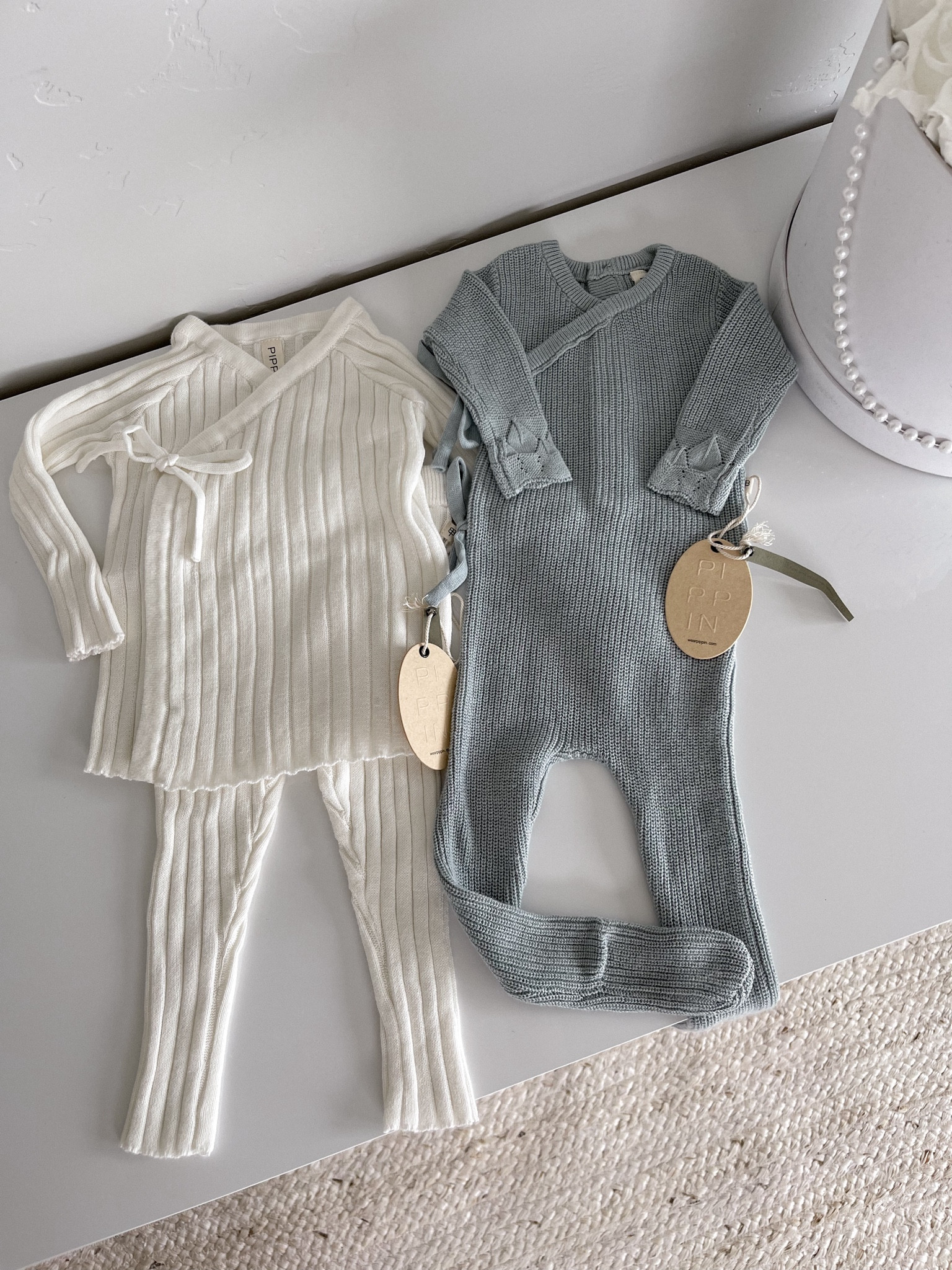 Knit footie, ribbed knit footie, ribbed knit sweater ☁️
Baby outfits, cute, baby clothes☁️


#KnitFootie #RibbedKnitFootie #SweaterWeather #KnitSweater #CozyKnits #WinterKnits #FashionKnits #KnitwearStyle #WarmAndCozy #KnitFashion #KnitStyle #SockSeason #ChunkyKnits #WarmWinterWear #CableKnitLove #KnitEssentials #SweaterVibes #TexturedKnits #ColdWeatherChic #StylishKnitwear