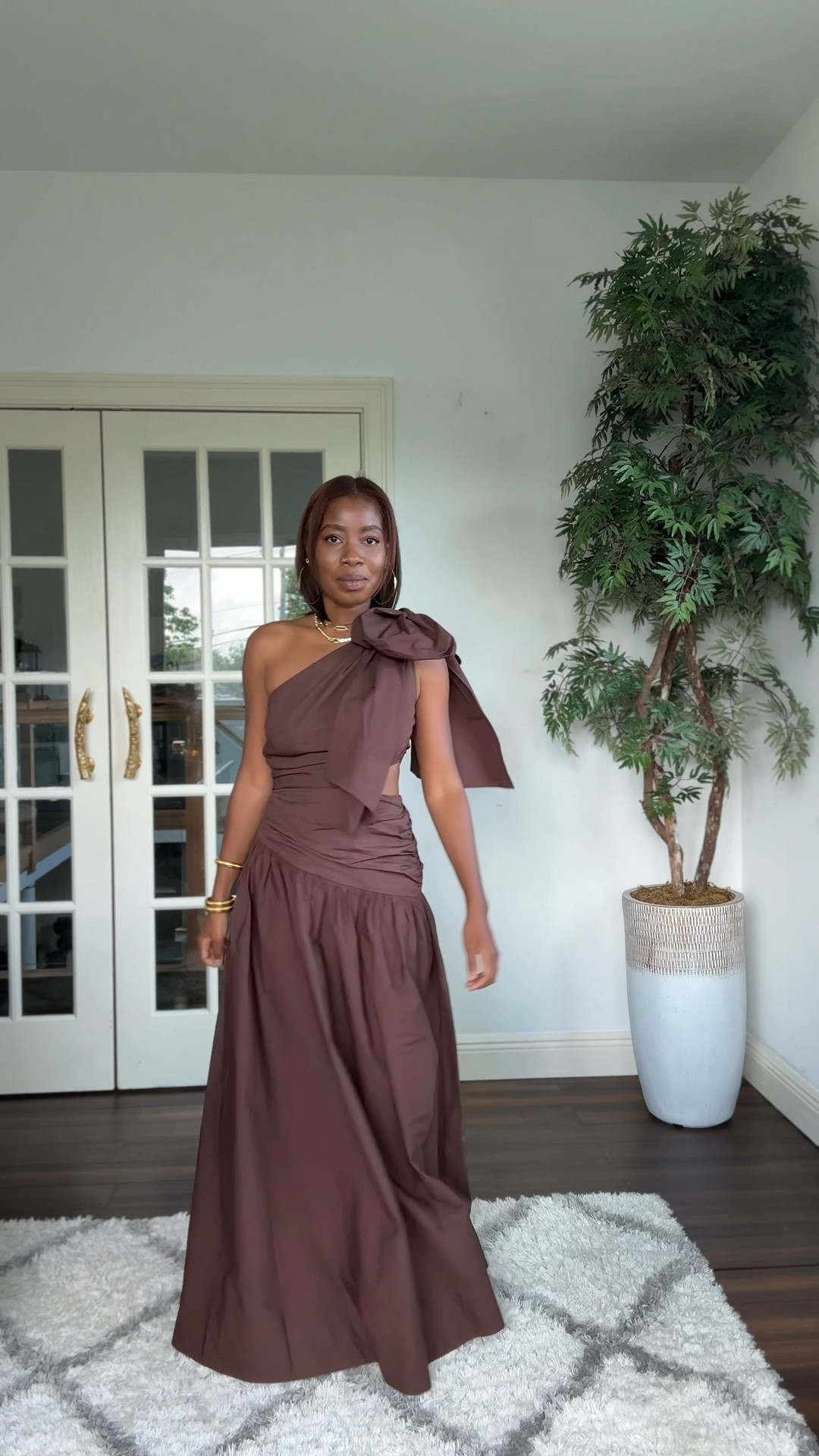 Brown maxi dress with bow vacation outfit 

#LTKSummerEdit #LTKTravel #LTKStyleTip