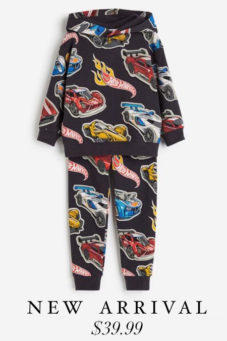 For all your hot wheel loving kids, this sweatshirt and matching sweatpants is everything! 

#winteroutfits #boys #toddlerboys #hotwheels #toddlermatchingsets #kidsoutfits

#LTKkids #LTKfindsunder50 #LTKSeasonal