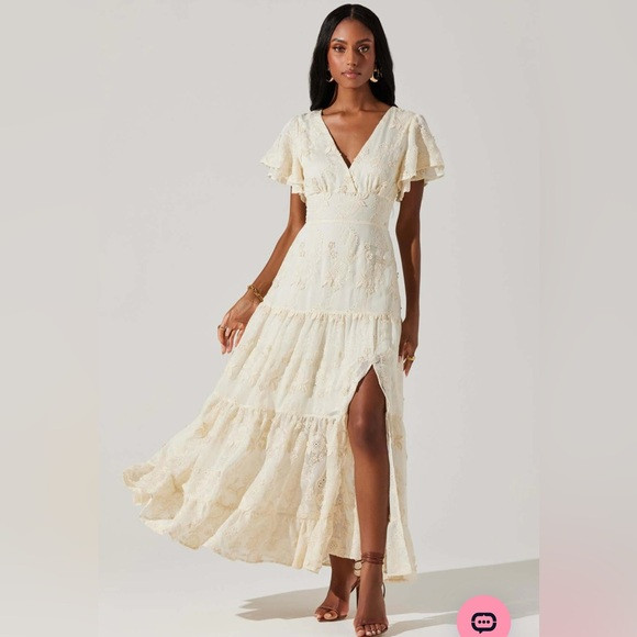 ASTR the Label Junia Maxi Dress Cream Lace XS Wedding Guest Dress | Poshmark