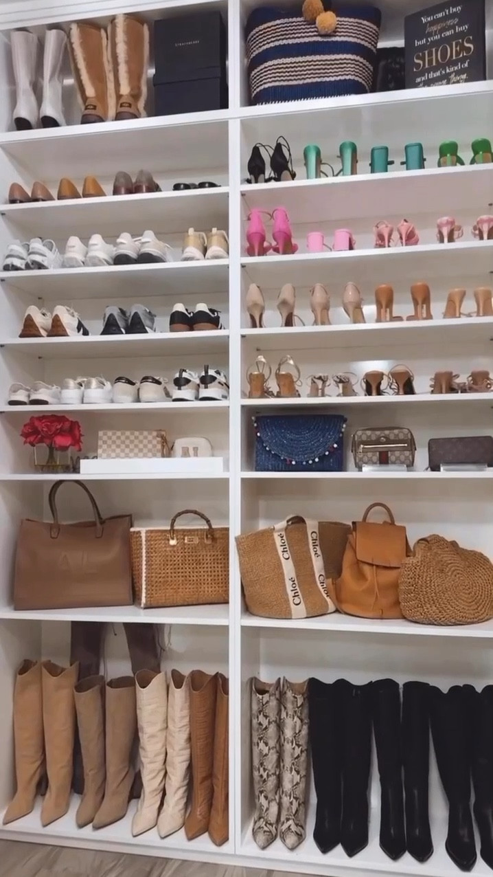 Love how my closet turned out I ordered everything from Amazon. Closet Organization, bedroom organization, organizers, closet organizers. 



#LTKHome #LTKStyleTip #LTKSeasonal