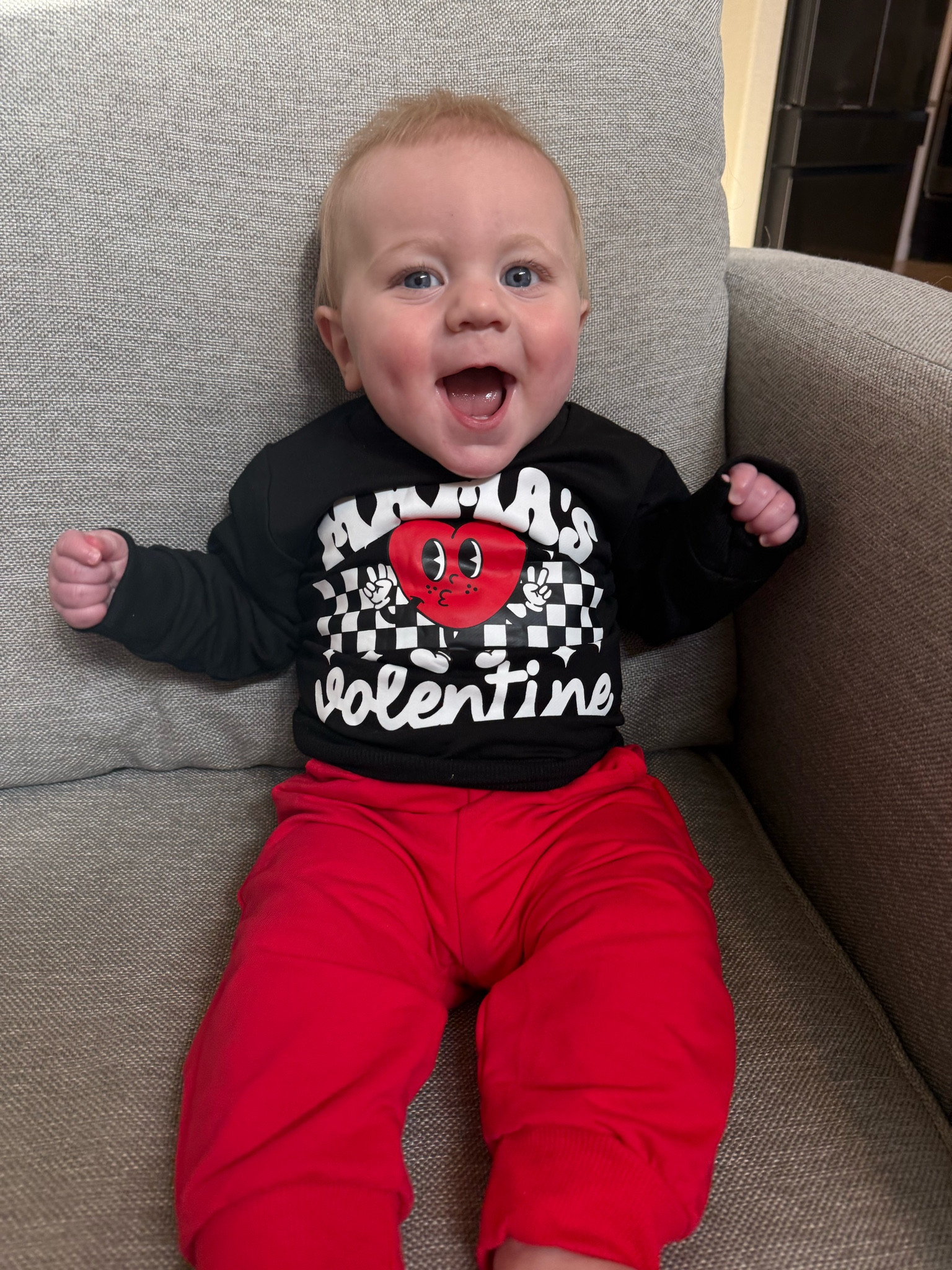 Cutest little valentines outfit ❤️ 

Baby boy fashion
Mamas valentines
Baby first valentines 
Kids valentines 
Valentine’s Day 
Amazon finds 
Amazon baby boy 

#LTKFamily #LTKBaby #LTKKids