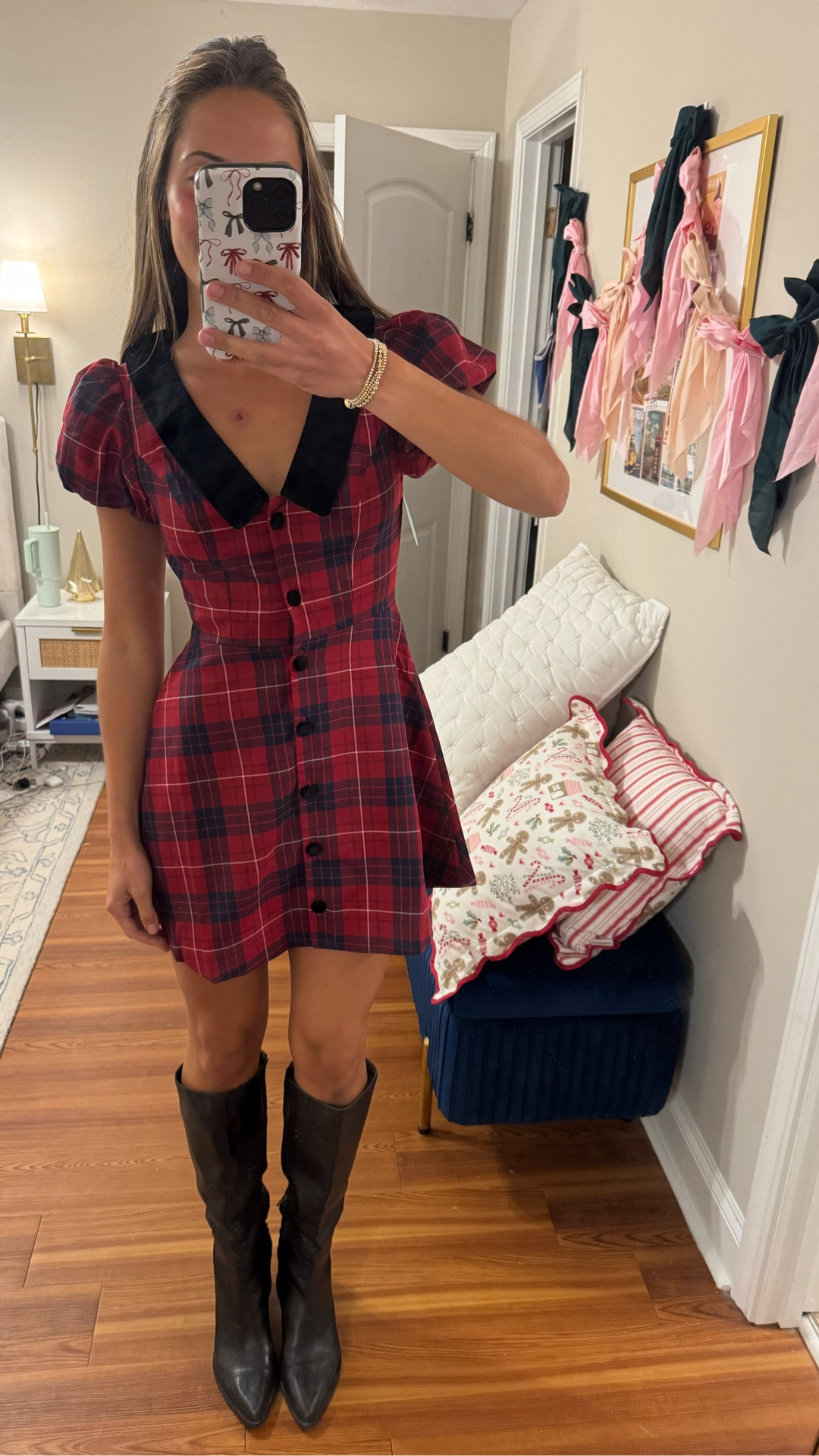 I needed to share this holiday dress before it sells out! I’m wearing an XS❤️

#LTKSeasonal #LTKStyleTip #LTKHoliday