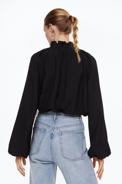 Blouse with Tie Detail | H&M (US + CA)