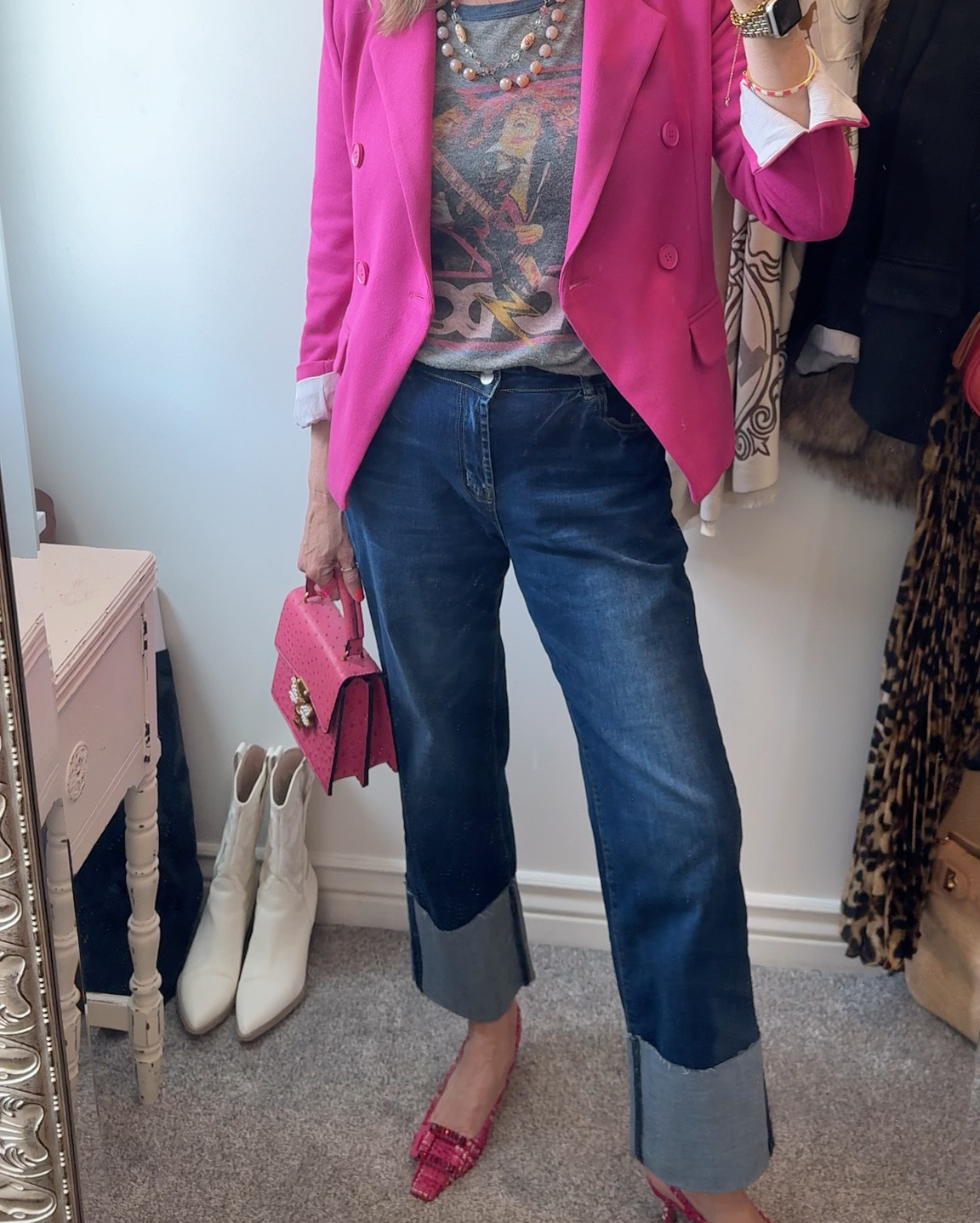 Concert tee styling
#2 outfit inspo in series

Gibsonlook double breasted blazer fits tts 

Save 10% off  with code DARCY10

Junk food AC/DC tee shirt tts 

Large cuff dark denim jeans tts
Affordable 

Tweed kitten heal by Madison Masion 

Pink bee bag in pink (log) linked similar 

Pink earring drop stuff 

Vintage bead 

#LTKWatchNow #LTKStyleTip #LTKOver40