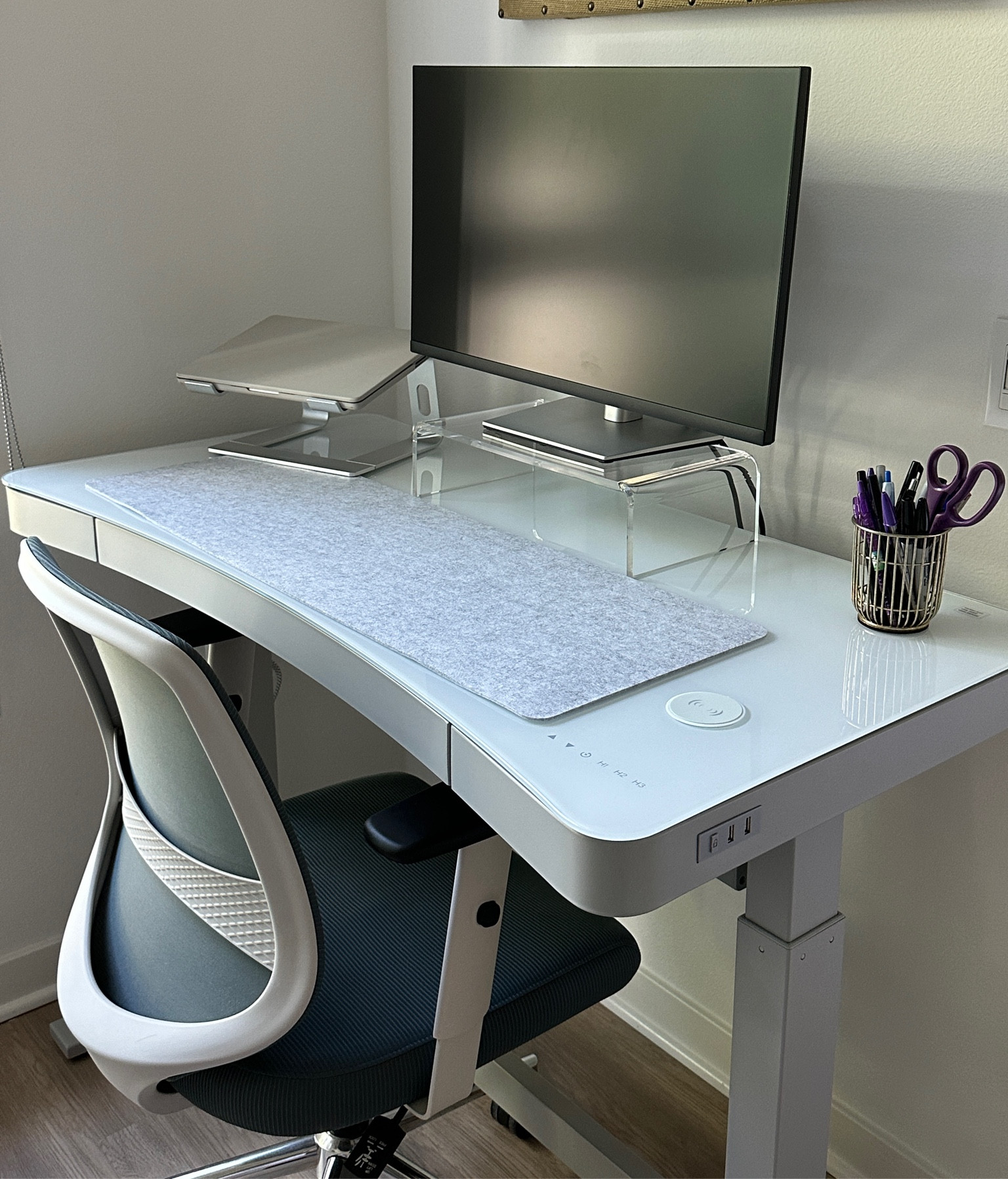 office desk essentials! 🖥️ 

#LTKhome