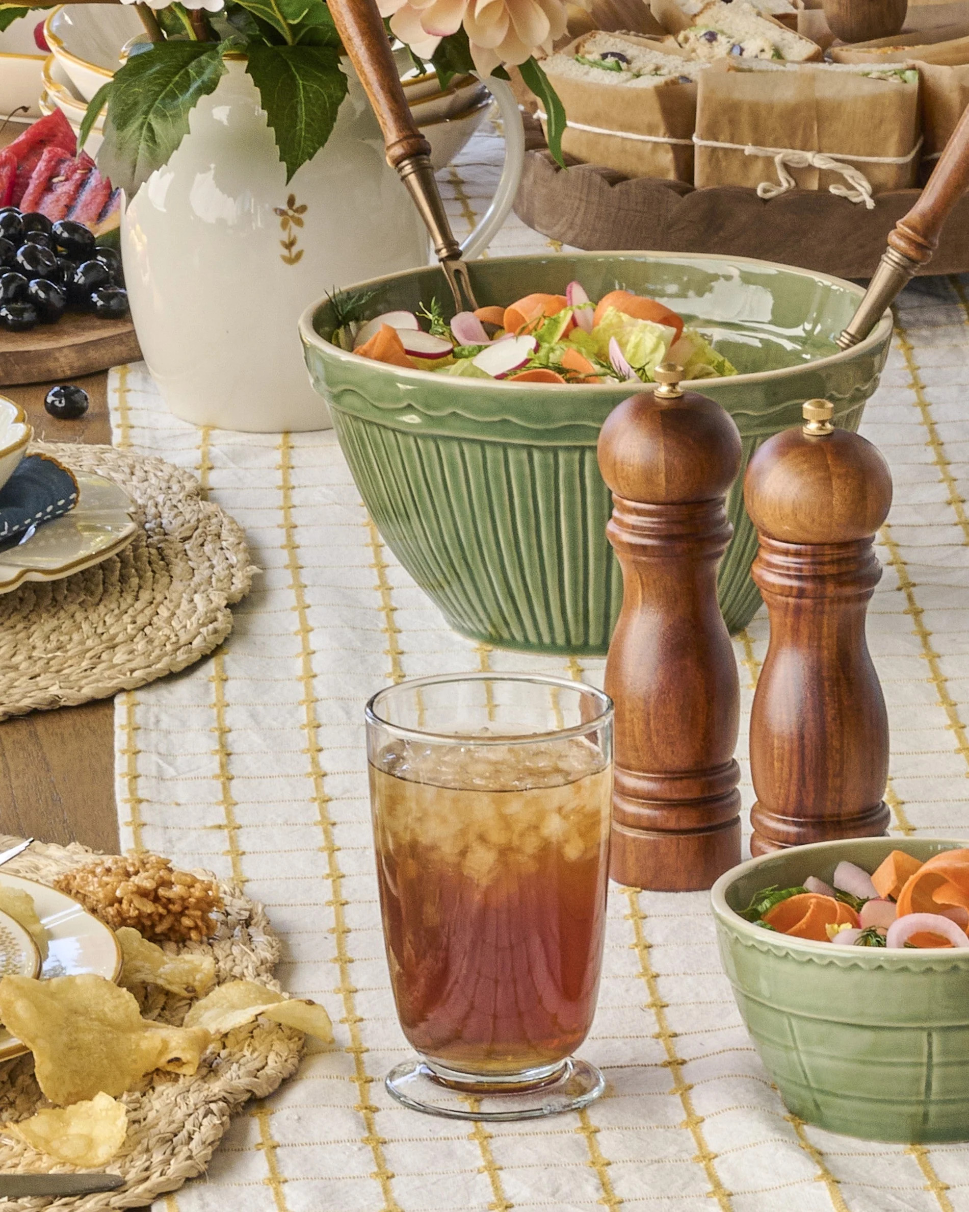 Wood Salt & Pepper Grinder Set | Magnolia