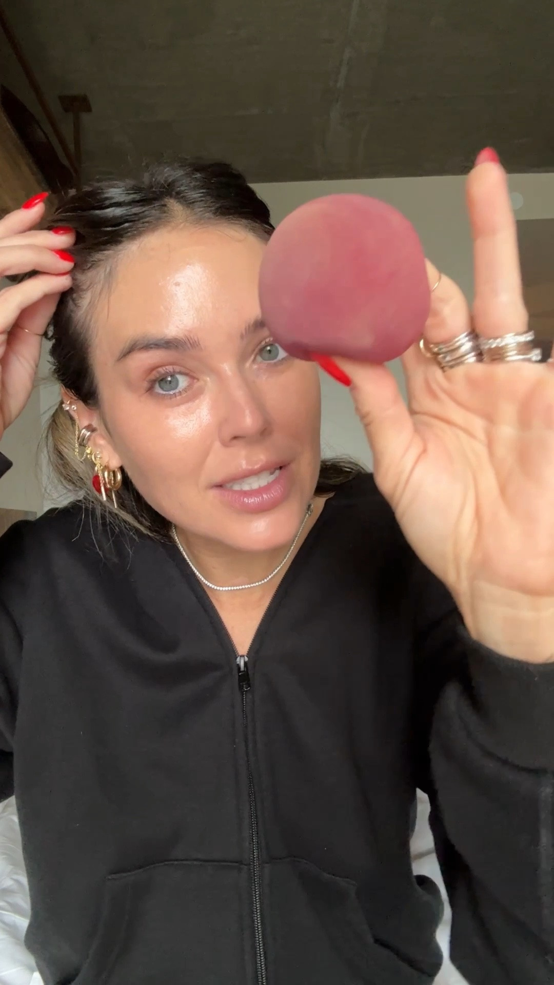 Showing you my current makeup application tips like we’re on FaceTime bc you’re my friend 

Products 
@rarebeauty makeup sponge 
@diorbeauty @diorbeautylovers Dior forever skin glow foundation in 2.5w 
@natashadenonabeauty Natasha denona concealer in 3n

#LTKgrwm #LTKmorningroutine #LTKBeauty