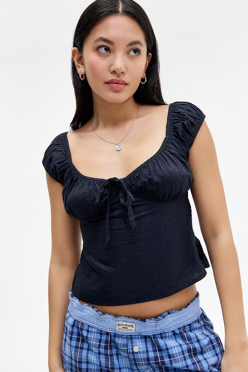 Kimchi Blue Hallie Modern Blouse | Urban Outfitters DE