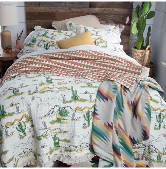 Vintage Cactus Ruffle Quilt Set | Rod's Western Palace/ Country Grace