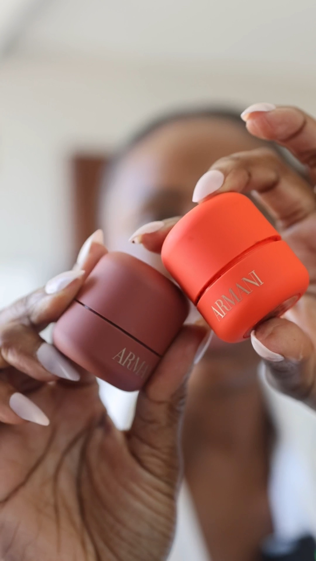 In the summer, I love to do a quick makeup routine. These are some of my favorite products to use for that effortless glow with these @armanibeauty icons. #armanibeauty #armanimakeup #armaniBeautypartner