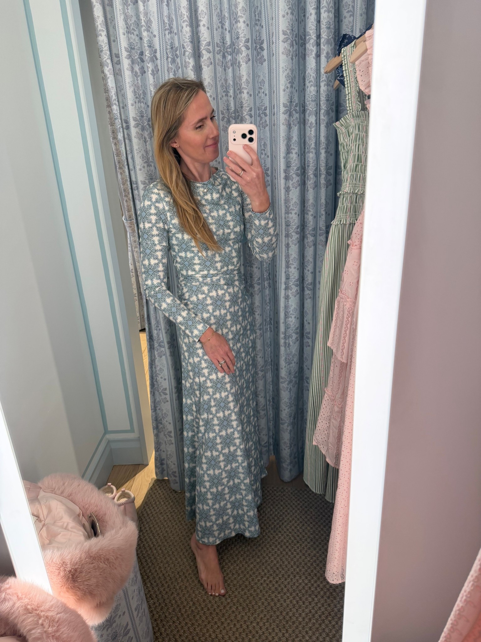 Came in to try this beauty! Definitely more bold than I usually do but I really love it and the fabric is so comfy! Dodgers sizes available at different retailers- linked all below! I’m in my true XS. 

#LTKOver40 #LTKdayinmylife #LTKmomlife