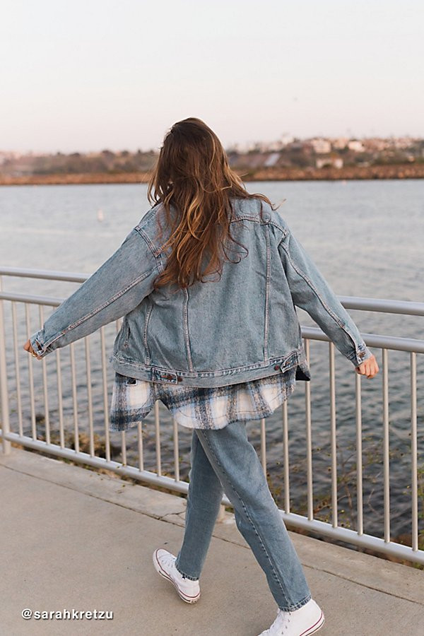 Levi's Dad Denim Trucker Jacket - Blue L at Urban Outfitters | Urban Outfitters (US and RoW)